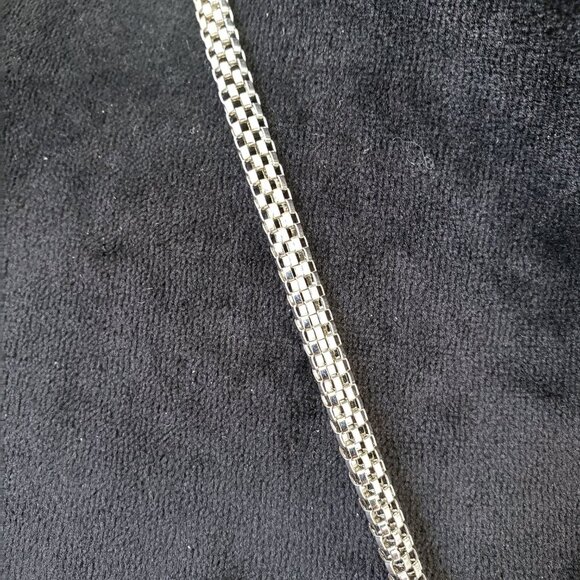 Women's Silver Tone Woven Circles Pendant Braided Chain Necklace Lobster Clasp - Picture 5 of 7